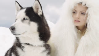 Alexandra Stan & Havana - Ecoute (Official Video 2020)