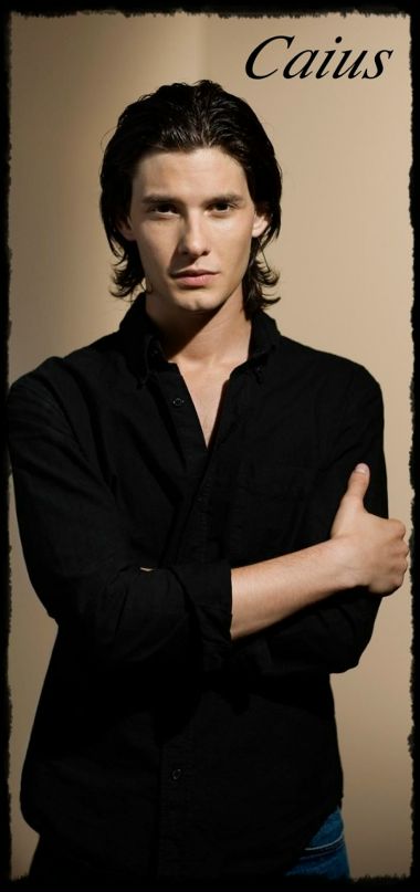 Caius Volturi фотография #2